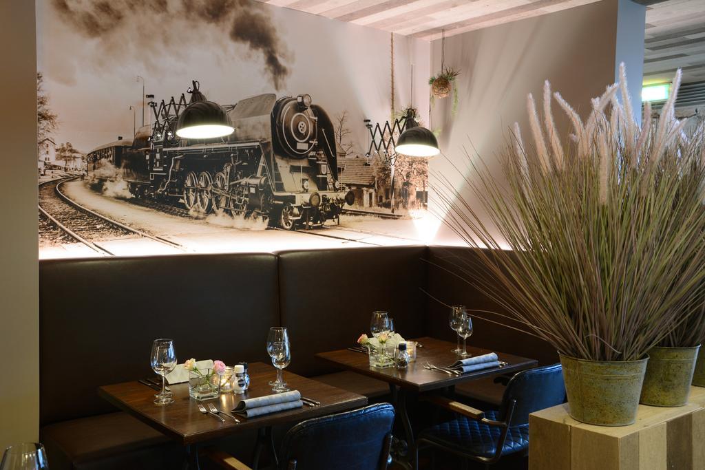 Hotel De Valk Valkenswaard Extérieur photo